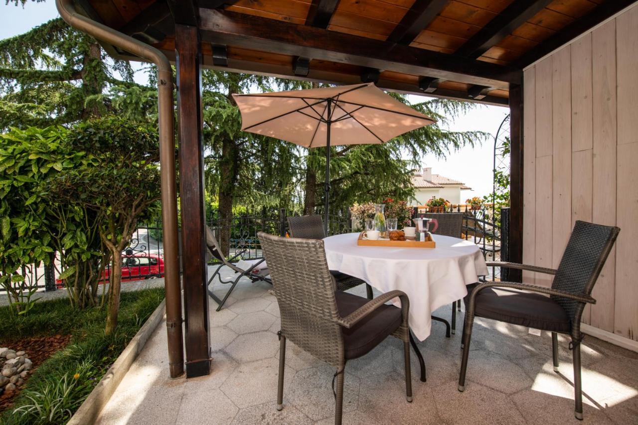 Apartment Amalia Volosko Opatija Eksteriør billede